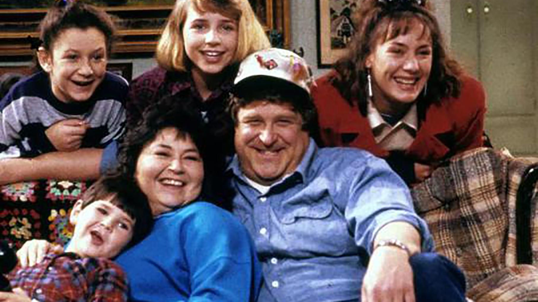 Культовый сериал "Розанна" закрыли из-за расистского твита Культовый сериал "Розанна" закрыли из-за расистского твита