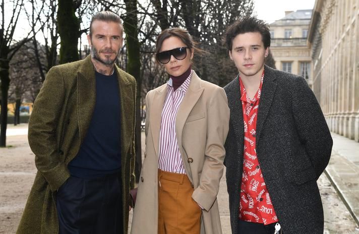 Вікторія Бекхем поділилася знімком з вусатим Брукліном Вікторія Бекхем поділилася знімком з вусатим Брукліном