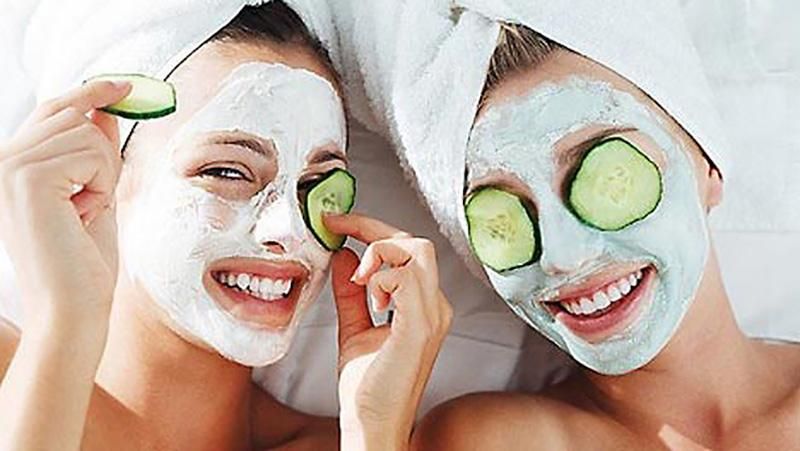Топ-5 ефективних масок для обличчя, які допоможуть подолати прищі