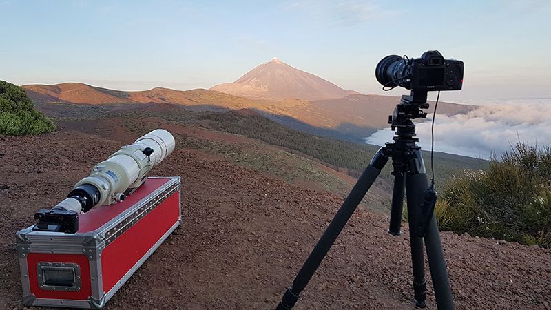 Сеть покорило невероятное видео с гигантской Луной Сеть покорило невероятное видео с гигантской Луной