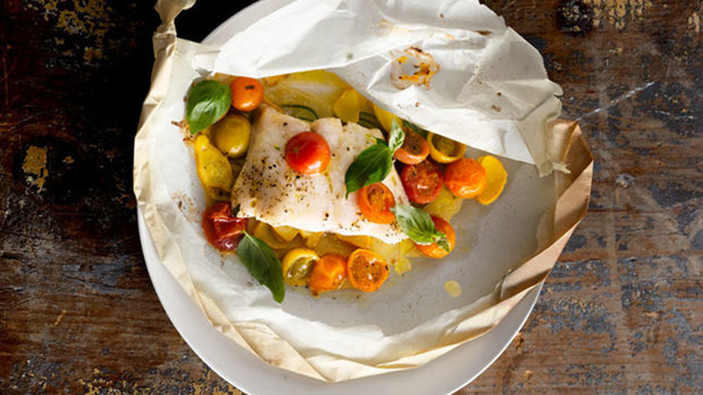 Рыба с овощами и базиликом: вкусный рецепт от диетолога