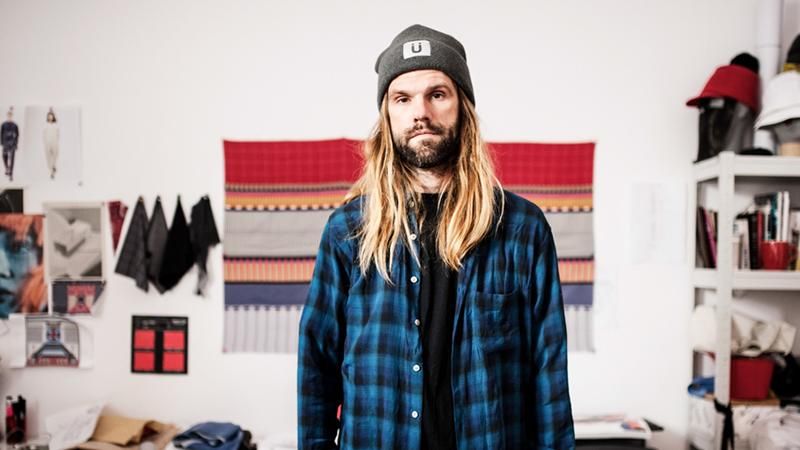 Сім’я українського дизайнера Саші Каневського знялася у кампейні Каньє Веста Сім’я українського дизайнера Саші Каневського знялася у кампейні Каньє Веста