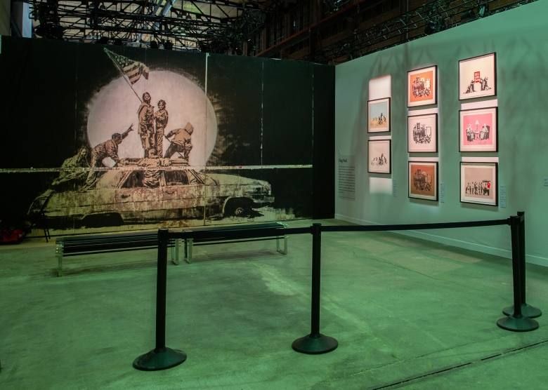 В Канаде мужчина беспрепятственно похитил картину Бэнкси: обнародовано видео В Канаде мужчина беспрепятственно похитил картину Бэнкси: обнародовано видео