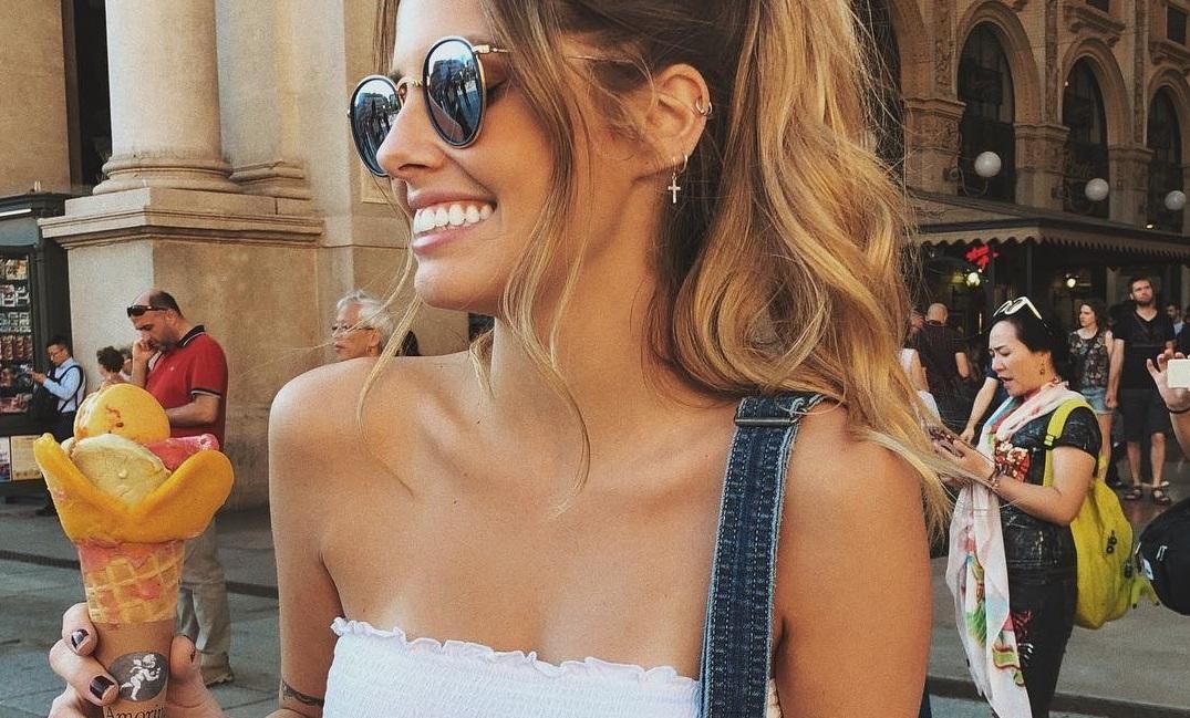 Знаменитая модель с протезом показала как отдыхает в Италии: фото Знаменитая модель с протезом показала как отдыхает в Италии: фото