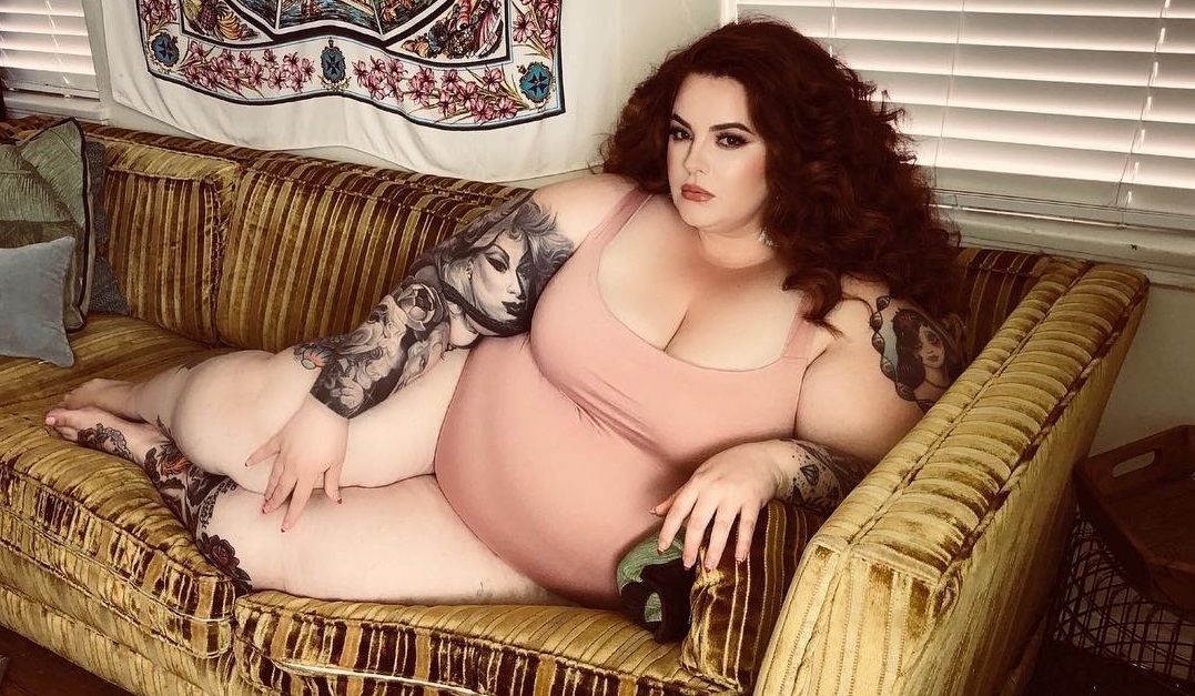 150-килограммовая модель Тесс Холлидей появилась на обложке журнала о здоровье: фото