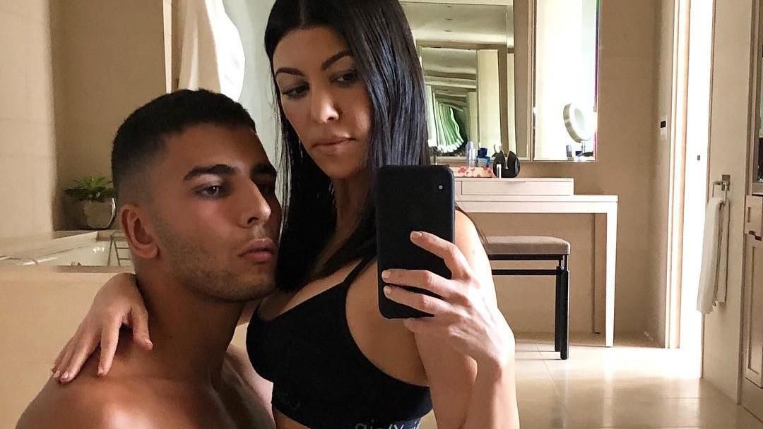 Бойфренд Кортни Кардашян осудил пикантное фото своей возлюбленной в Instagram