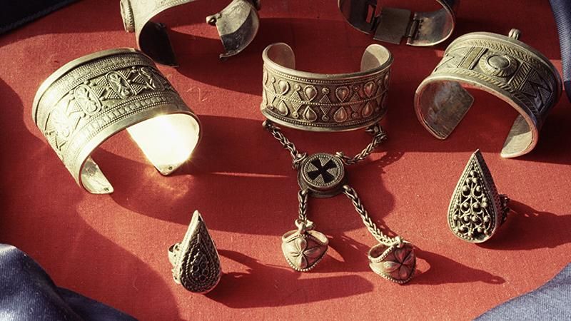 У Казахстані науковці виявили коштовності, датовані 8 століттям до нашої ери У Казахстані науковці виявили коштовності, датовані 8 століттям до нашої ери