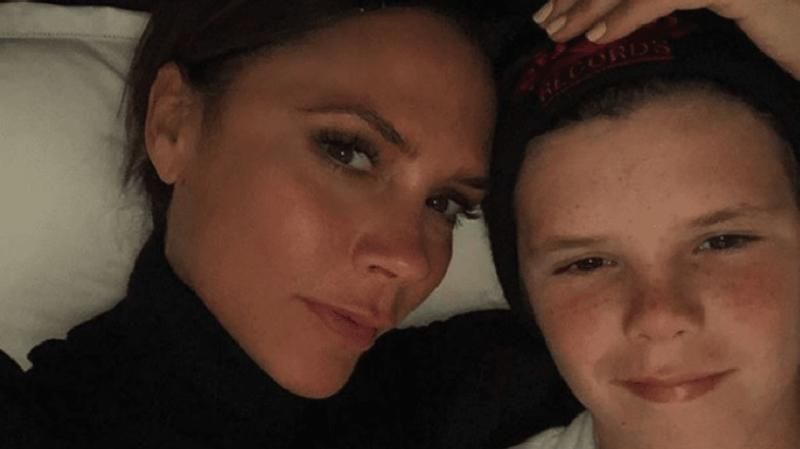 Виктория Бекхэм похвасталась талантом сына: очаровательное видео Виктория Бекхэм похвасталась талантом сына: очаровательное видео