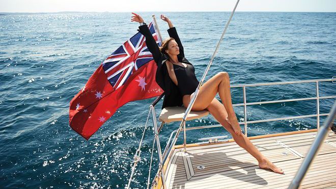 54-летняя модель Эль Макферсон поделилась собственным секретом красоты 54-летняя модель Эль Макферсон поделилась собственным секретом красоты