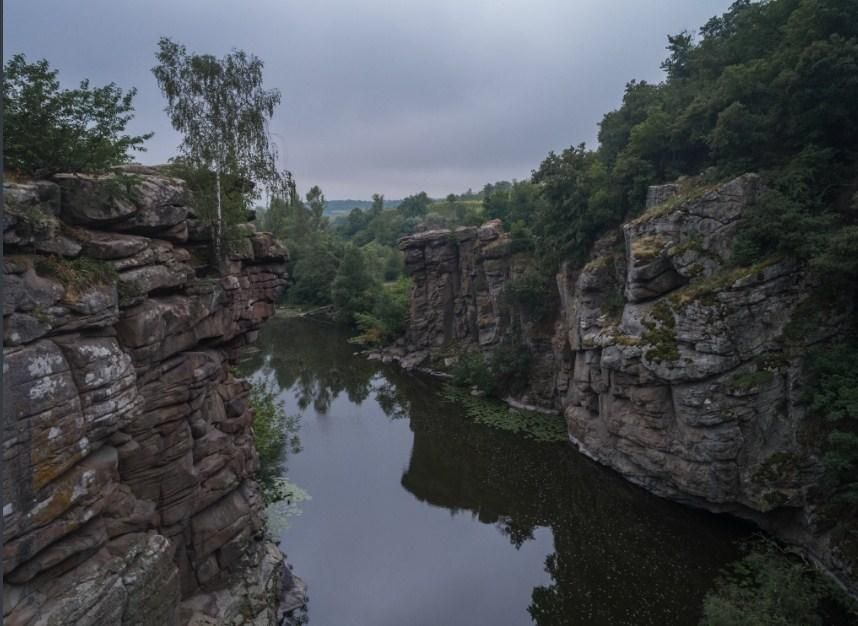 Чем поражает Буцкий каньон: невероятные фото Украины Чем поражает Буцкий каньон: невероятные фото Украины