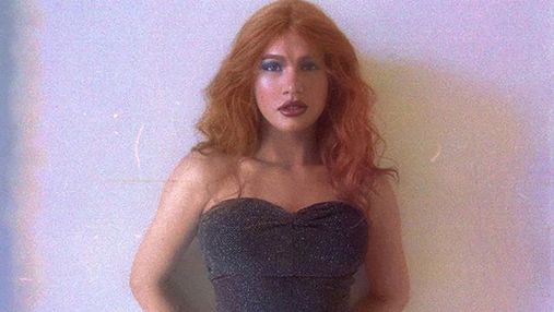 Співачка-трансгендер Зіанджа продемонструвала пишні груди в Instagram