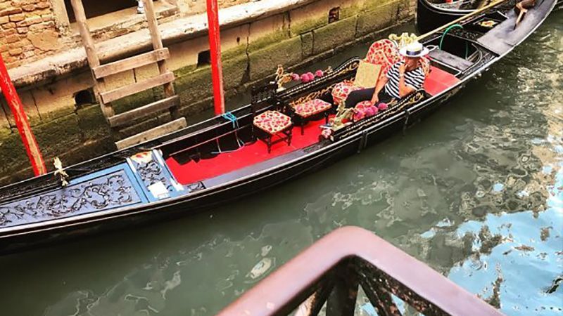 Турист показал яркие кадры из Италии, снятые на смартфон Турист показал яркие кадры из Италии, снятые на смартфон