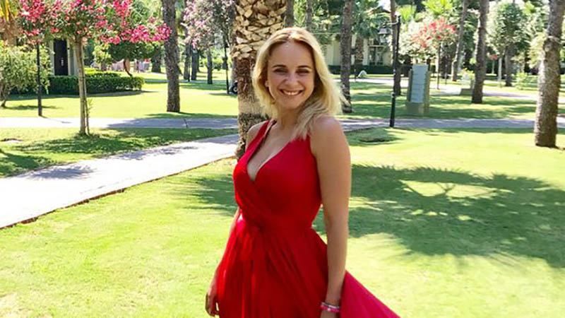 Лилия Ребрик впервые поехала на отдых с новорожденной дочкой: фотофакт Лилия Ребрик впервые поехала на отдых с новорожденной дочкой: фотофакт