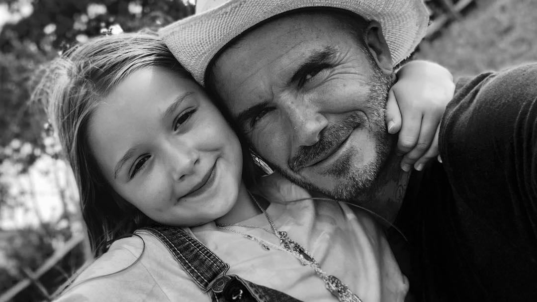 Дэвид Бекхэм стал парикмахером для собственной дочери Харпер