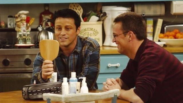 Мужская коррекция бровей: новый бьюти тренд Мужская коррекция бровей: новый бьюти тренд