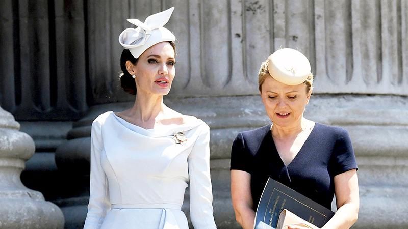 Представники Анджеліни Джолі прокоментували новину про звільнення адвоката Представники Анджеліни Джолі прокоментували новину про звільнення адвоката