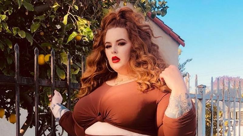 Пышнотелая модель Тесс Холлидей показала соблазнительные фото с отдыха: фото Пышнотелая модель Тесс Холлидей показала соблазнительные фото с отдыха: фото