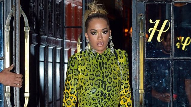 Модний провал: Ріта Ора вразила невдалим образом Модний провал: Ріта Ора вразила невдалим образом