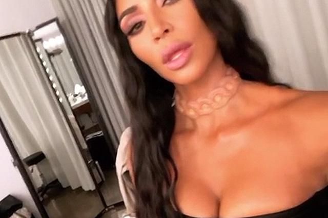 Импланты на шее: Ким Кардашян показала жуткое украшение Импланты на шее: Ким Кардашян показала жуткое украшение