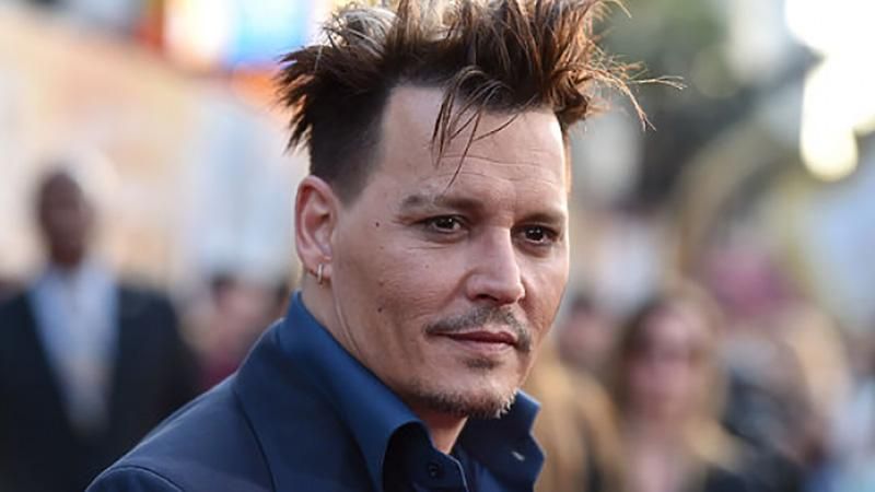 Джонні Депп збагатився на кілька мільйонів доларів: деталі Джонні Депп збагатився на кілька мільйонів доларів: деталі