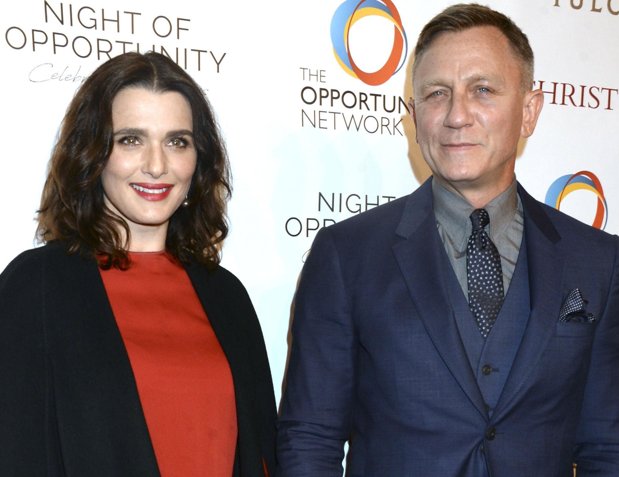 48-летняя Рэйчел Вайс и 50-летний Дэниел Крейг стали родителями 48-летняя Рэйчел Вайс и 50-летний Дэниел Крейг стали родителями