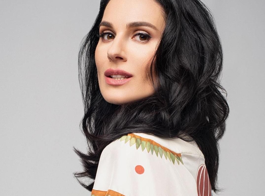 Маша Ефросинина показала уникальное фото с мамой и сестрой Маша Ефросинина показала уникальное фото с мамой и сестрой