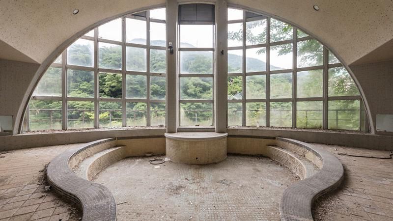 Покинуті місця Японії, які заворожують красою Покинуті місця Японії, які заворожують красою