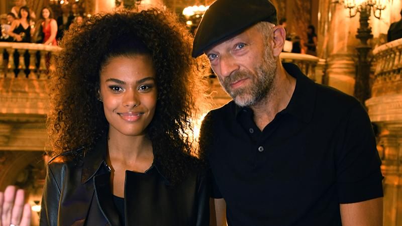 Венсан Кассель и Тина Кунаки впервые после свадьбы появились на людях: фото Венсан Кассель и Тина Кунаки впервые после свадьбы появились на людях: фото