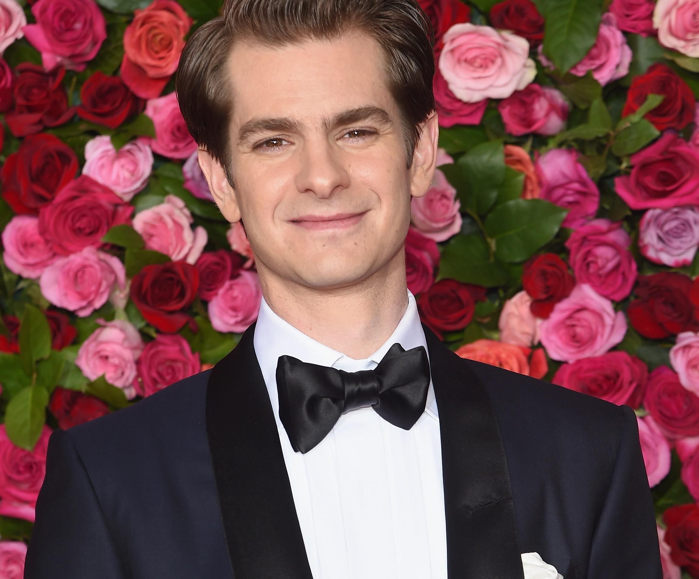 Зірка фільму "Нова Людина-павук" Ендрю Гарфілд зустрічається з С'юзі Абромейт: фото Зірка фільму "Нова Людина-павук" Ендрю Гарфілд зустрічається з С'юзі Абромейт: фото