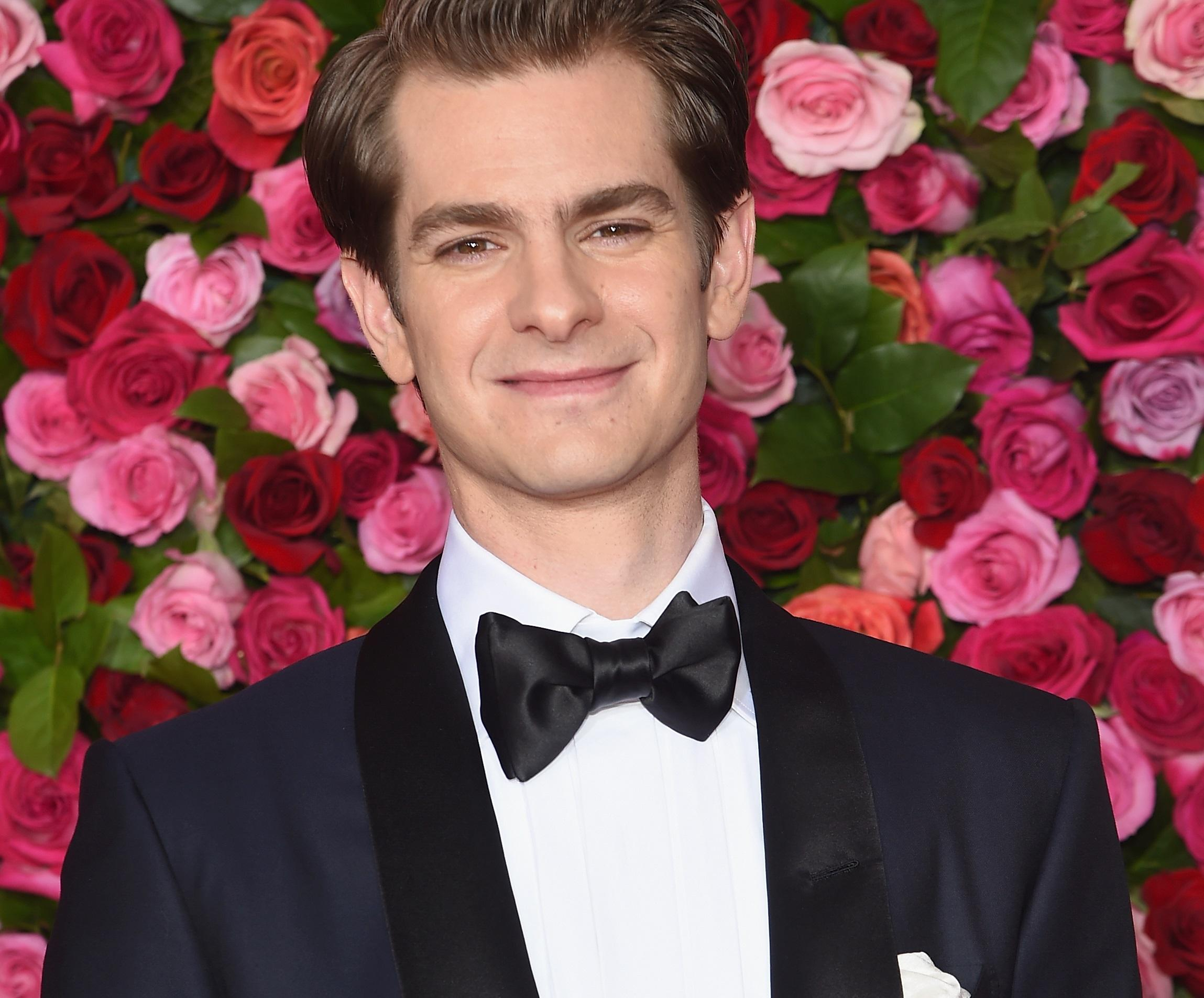 Звезда фильма "Новый Человек-паук" Эндрю Гарфилд встречается со Сьюзи Абромейт: фото