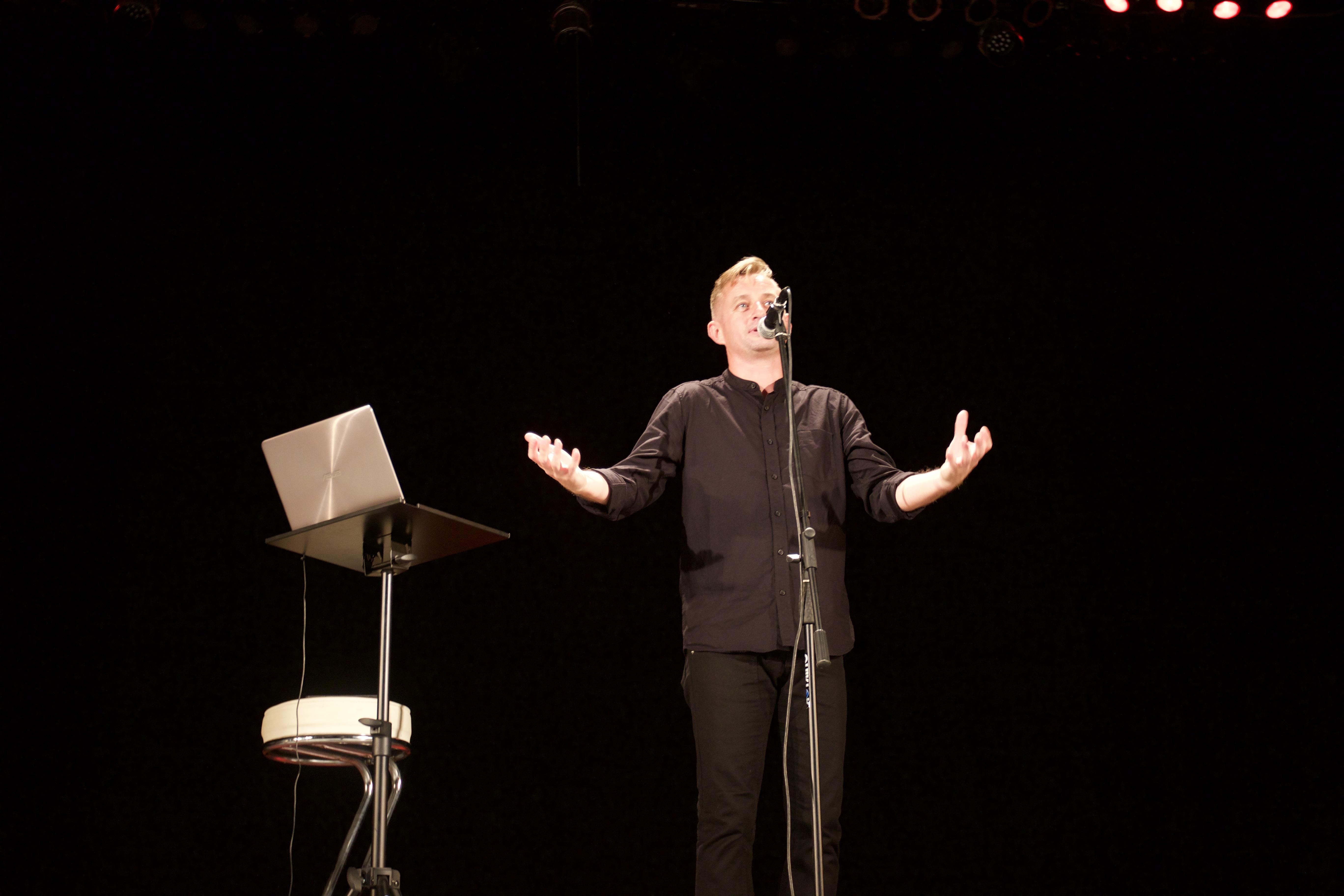 Як у Києві відбувся особливий літвечір Жадана перед творчою паузою Як у Києві відбувся особливий літвечір Жадана перед творчою паузою