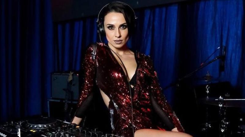 Топ-10 самых сексуальных фото участницы шоу "Танцы со звездами 2018" Наны