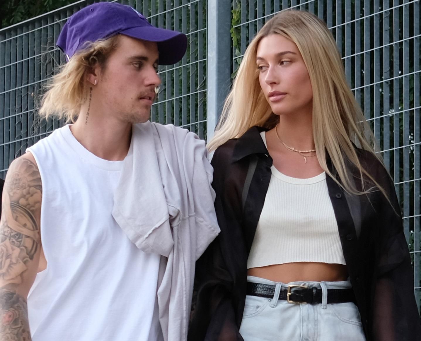 Втекли і уклали шлюб: Алек Болдуін підтвердив одруження Хейлі і Джастіна Бібера Втекли і уклали шлюб: Алек Болдуін підтвердив одруження Хейлі і Джастіна Бібера