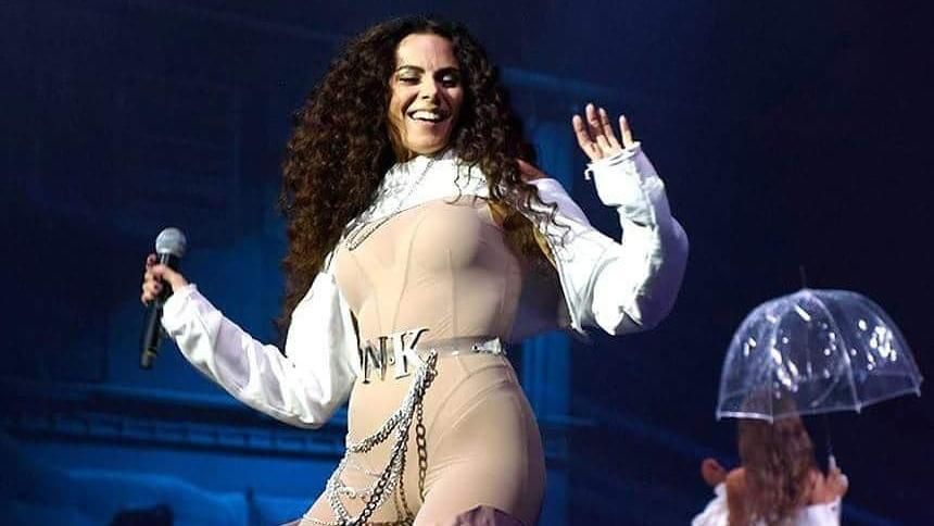 Настя Каменских очаровала длинными ногами на конкурсе "Мисс Украина" Настя Каменских очаровала длинными ногами на конкурсе "Мисс Украина"