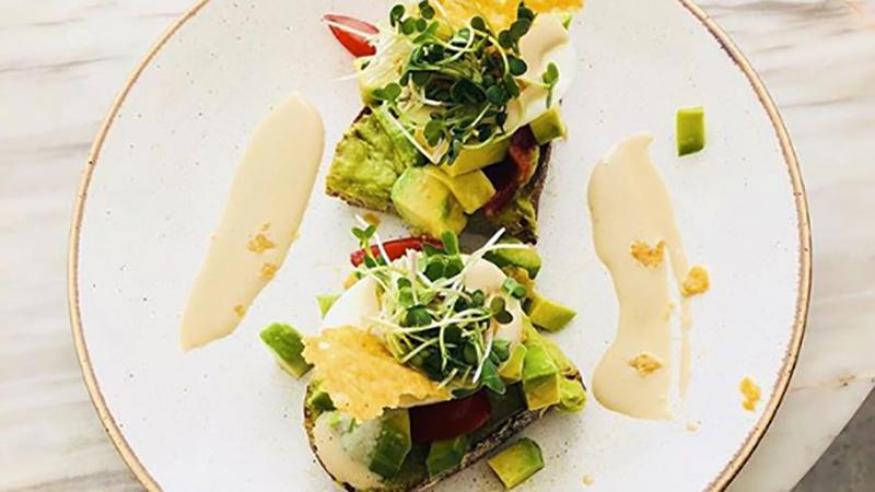 Скрамбл с овощами: простой рецепт завтрака от Аниты Луценко