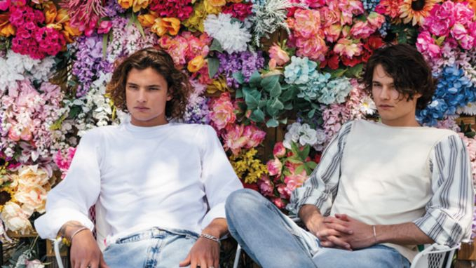 Появилась первая фотосессия Брюса Вебера после секс-скандала