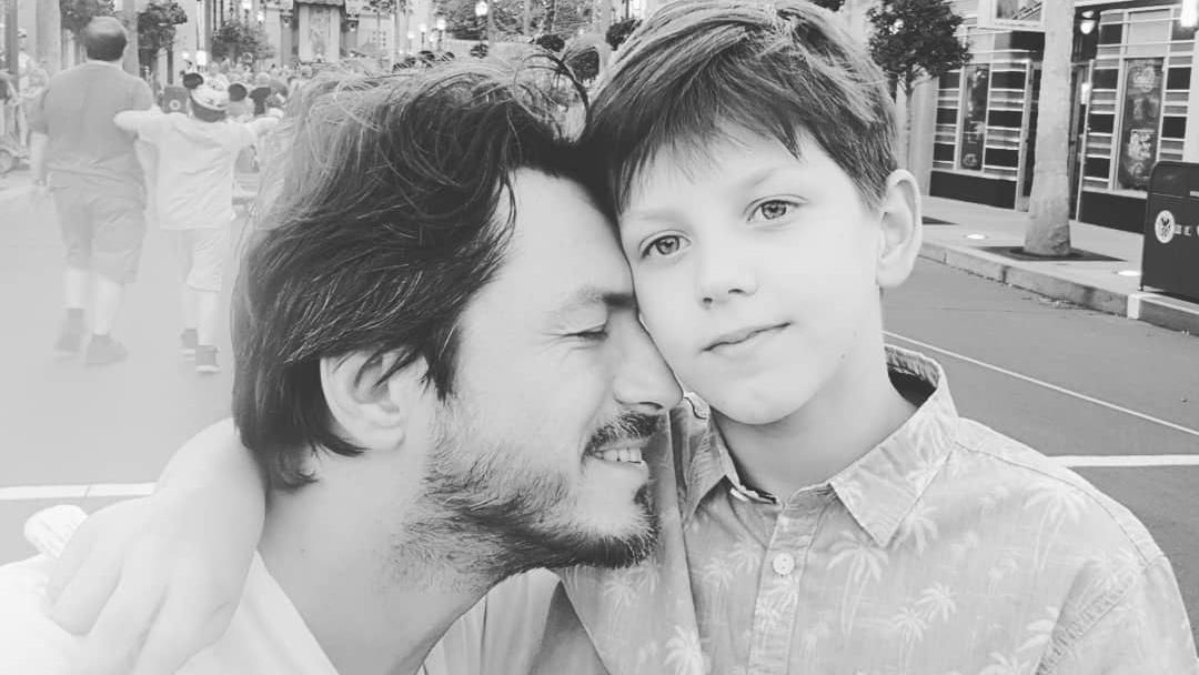 Сергей Притула поздравил своего сына с 10-летием в остроумном видео