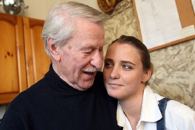 88-річний Іван Краско офіційно подав на розлучення з 27-річною дружиною: подробиці