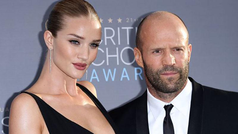 Джейсон Стэтхэм отложил свадьбу с моделью Рози Хантингтон-Уайтли