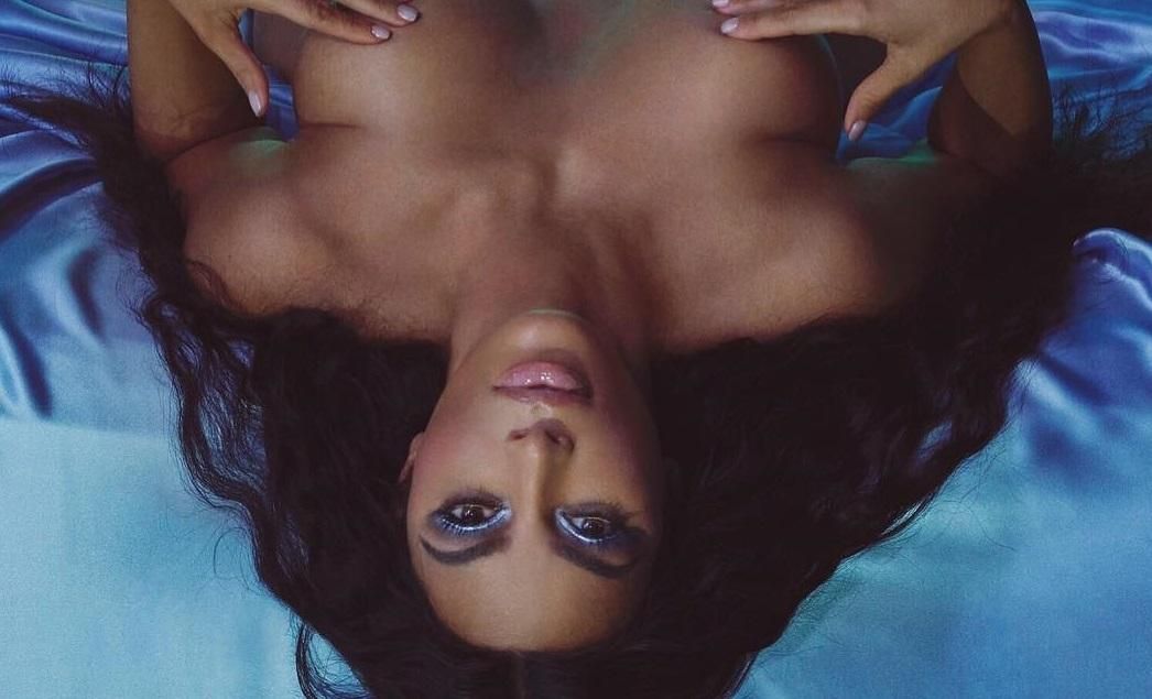 "Стесняюсь говорить о сексе", – Ким Кардашян потрясла признанием и откровенными фото – 18+