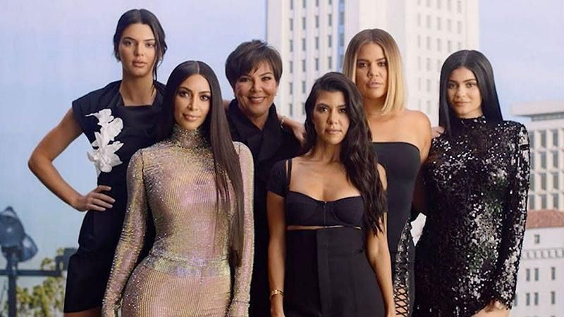 День рождения Ким Кардашян: родственники звезды взорвали сеть нежными поздравлениями День рождения Ким Кардашян: родственники звезды взорвали сеть нежными поздравлениями