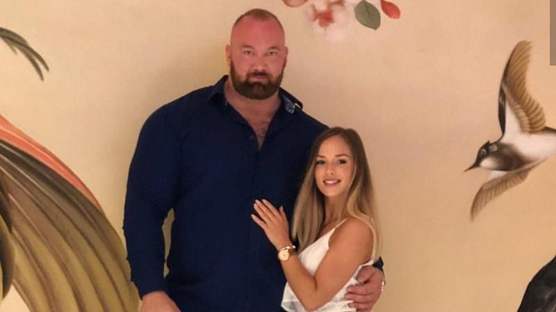 Зірка "Гри престолів" Гафтор Бйорнссон одружився: перші фото церемонії Зірка "Гри престолів" Гафтор Бйорнссон одружився: перші фото церемонії