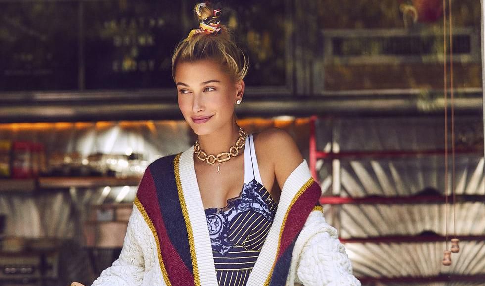 Хейли Болдуин снялась в ярких образах для модного глянца Хейли Болдуин снялась в ярких образах для модного глянца