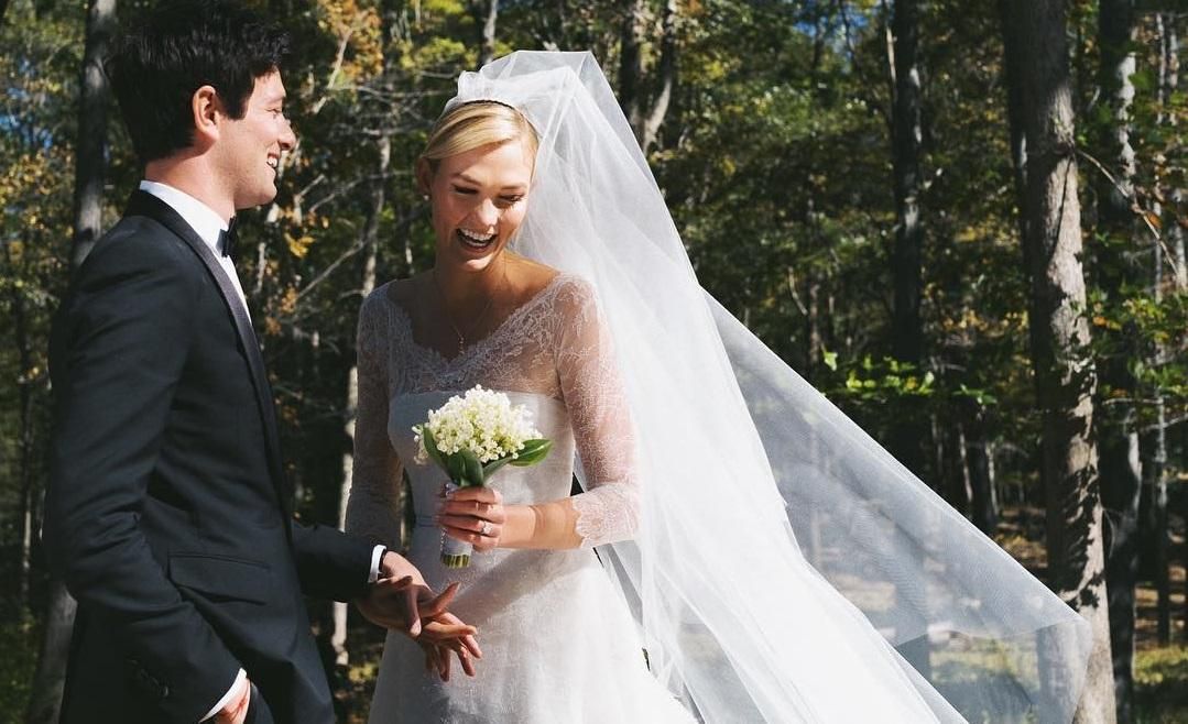 Карлі Клосс вийшла заміж за Джошуа Кушнера: з'явилися нові фото з весілля