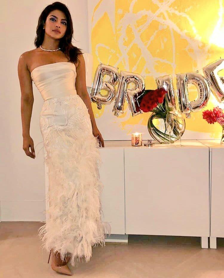 Приянка Чопра отметила девичник в бутике Tiffany & Co: фото