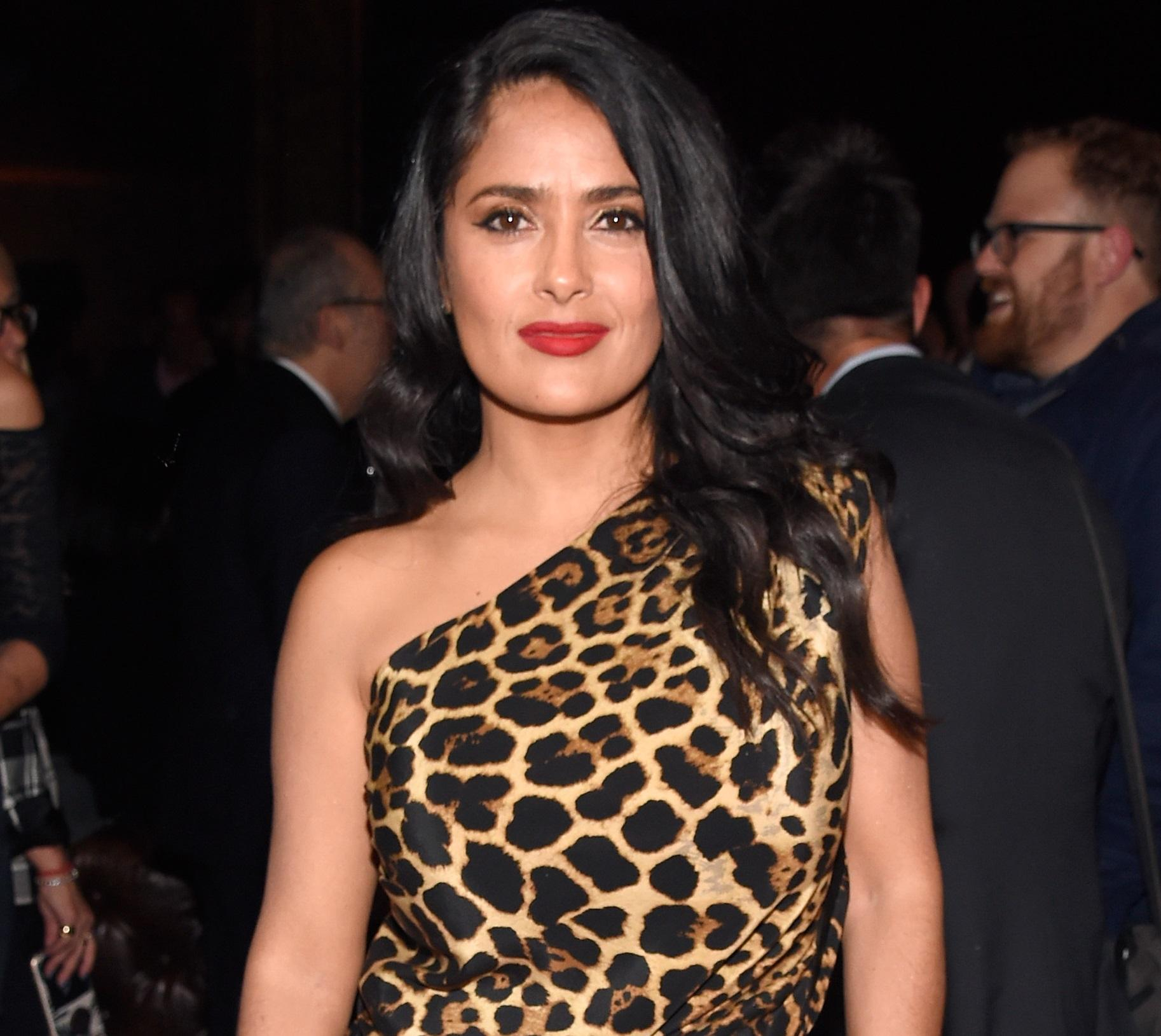 Сальма Хайек примерила образ блондинки: фото