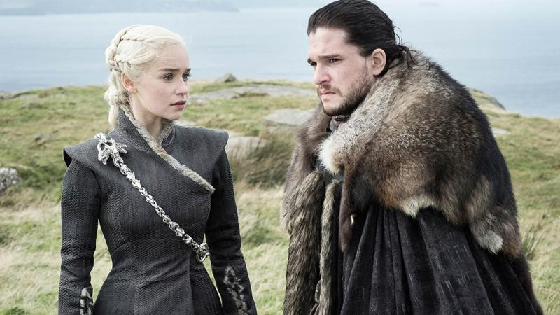 В сети опубликовали первое фото со съемок заключительного сезона "Игры престолов"