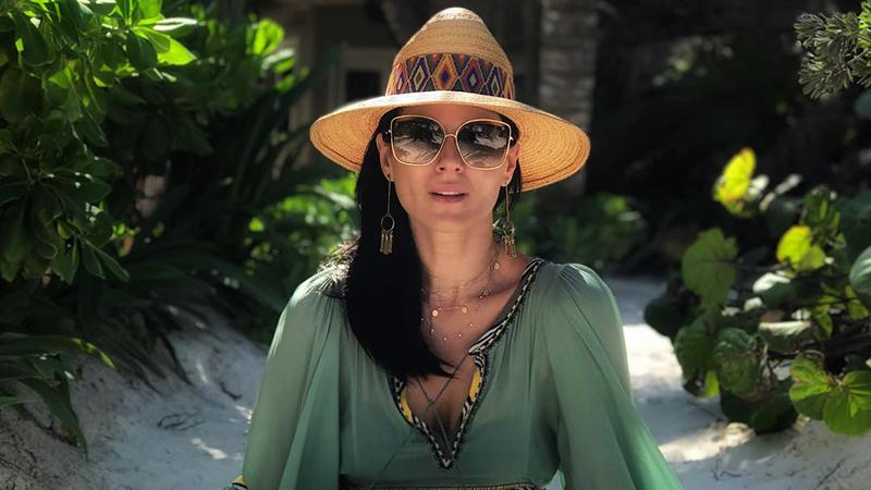 Маша Ефросинина показала фигуру в купальнике: фото с отдыха