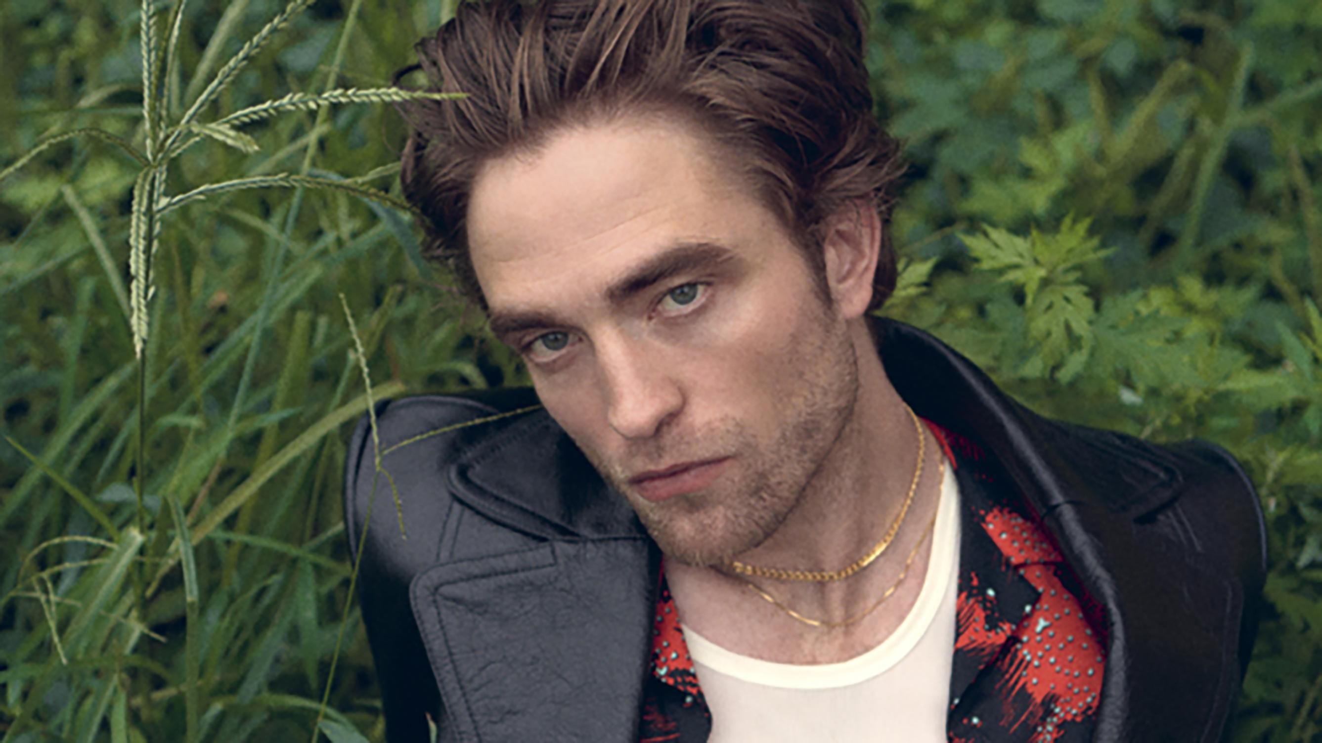 Звезда "Сумерек" Роберт Паттинсон снялся в стильной фотоистории для Interview Magazine Звезда "Сумерек" Роберт Паттинсон снялся в стильной фотоистории для Interview Magazine