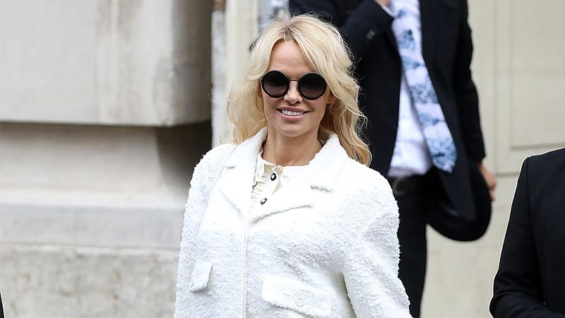 Феминизм парализует мужчин – Памела Андерсон раскритиковала движение против домогательств